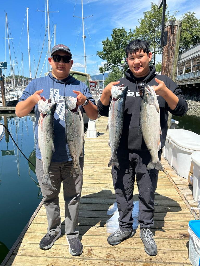Vancouver_salmon_fishing_coho_July'23