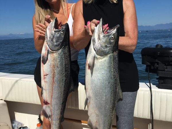 Vancouver_saltwater_fishing_South_Arm_Chinook