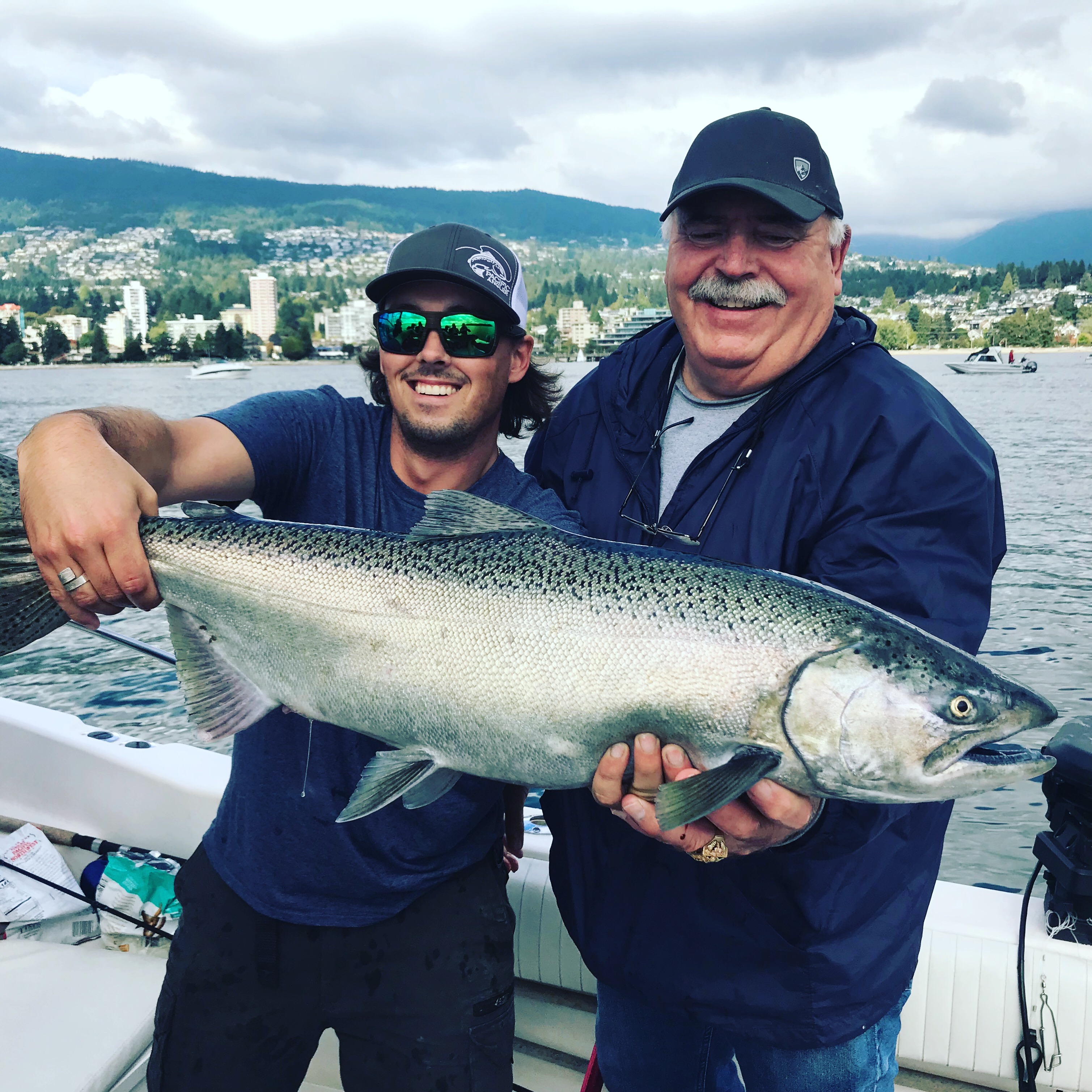 fall_salmon_fishing_vancouver